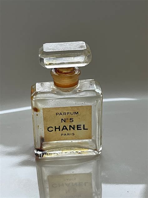 chanel no 5 original bottle|chanel no 5 original formula.